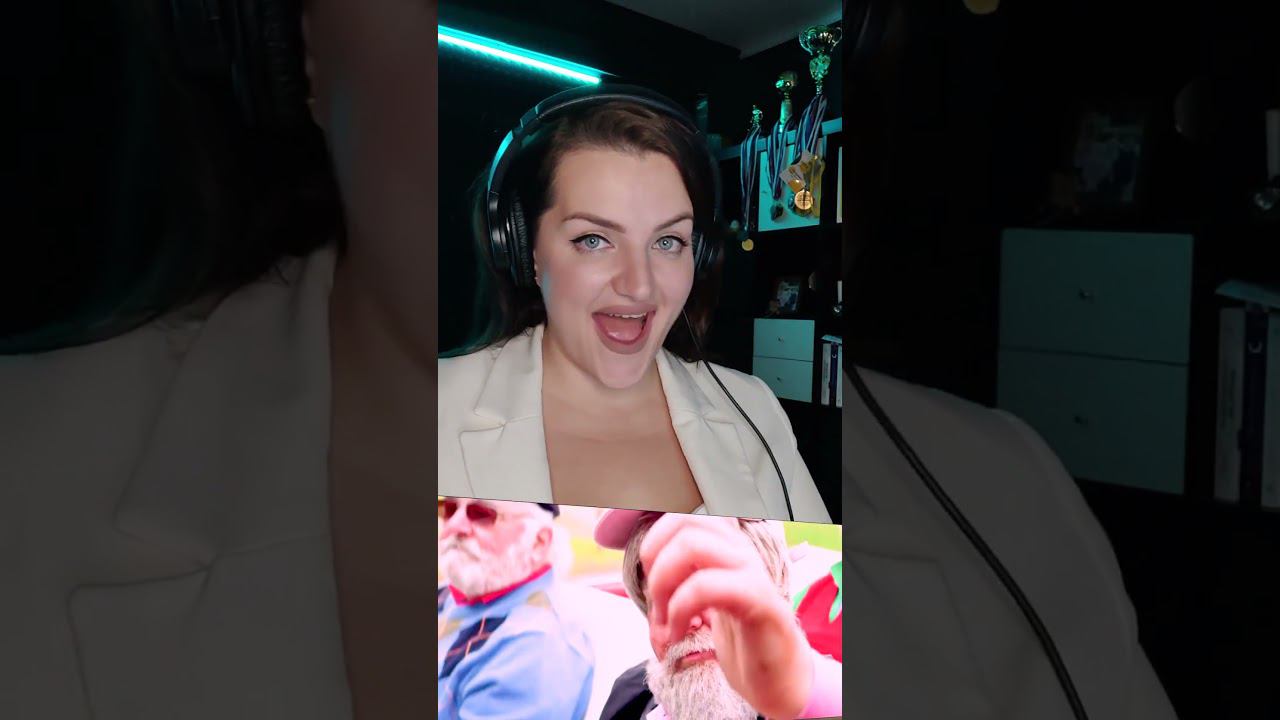 TONES AND I - DANCE MONKEY (KODA поет) #Shorts смотреть онлайн