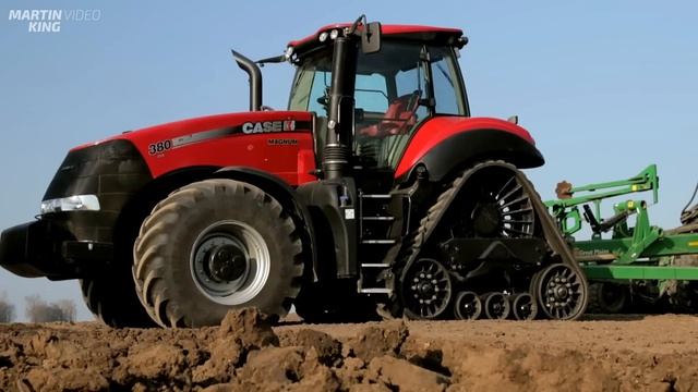 CASE IH MAGNUM 380 CVX RowTrac смотреть онлайн