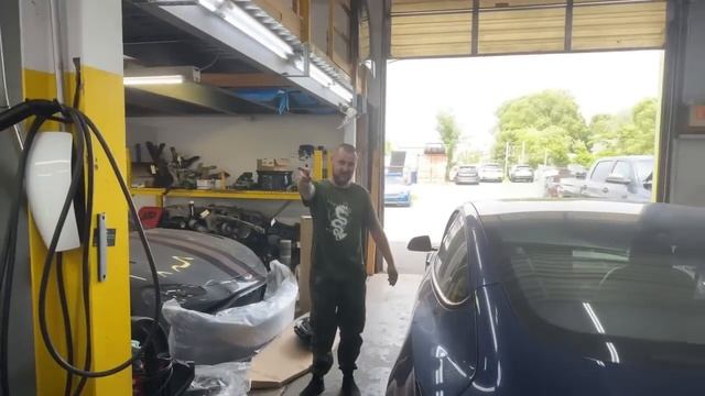 2021 Tesla Model 3 - $18.800 , комплектуем запчастями и отправляем к заказчику. смотреть онлайн