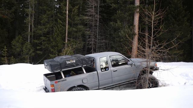 Breaking Parts Snow Wheeling V8 Toyota смотреть онлайн