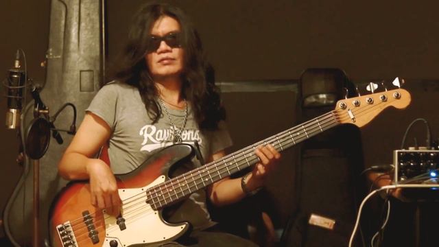 Kansas - Carry on wayward son - Bass Cover with Tutorial #kansas #indobassgram смотреть онлайн