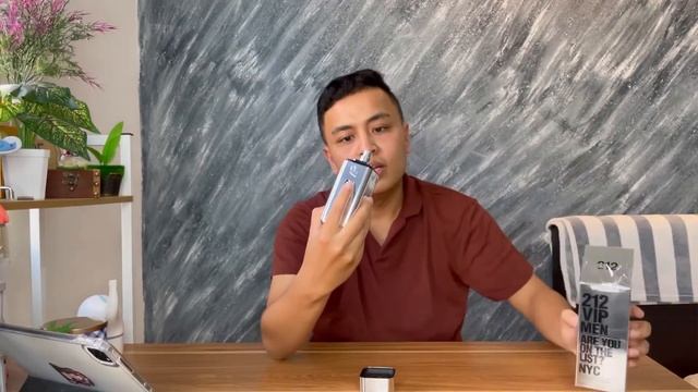 CAROLINA HERRERA 212 VIP MEN REVIEW AND UNBOXING смотреть онлайн