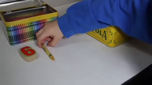 Learn to count 1-10 with Crayons смотреть онлайн