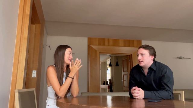 French guy speaking Russian (Russian Conversation) смотреть онлайн