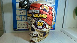 Zuru Smashers Гигантский череп