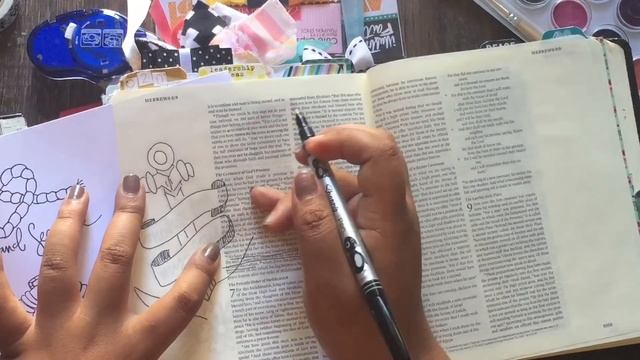 Bible Journaling Hack: Tracing- Making Illustrating Easy смотреть онлайн