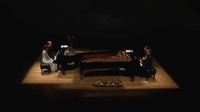 L. v. Beethoven 5th Symphony for 2 pianos 8 hands смотреть онлайн