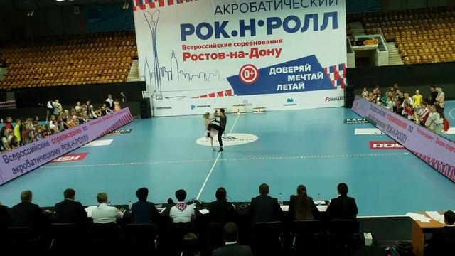 Хромых Павел - Шишова Дарья Танцевальная программа смотреть онлайн