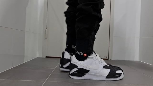 Nike Air Force 1 NDSTRKT AF1 White Black on feet смотреть онлайн