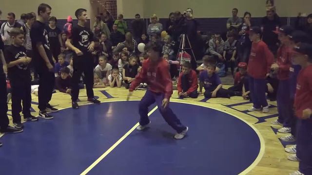 20151213 kids 5x5 - Душевный круг vs Floor Riders - Winter Jam 2015 смотреть онлайн
