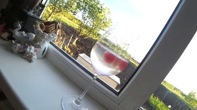 Хочу на море! Вайолет Life. Коктейль, мороженное, очки и шляпа идеальный набор для поездки на море. смотреть онлайн