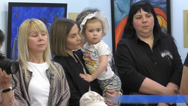 В картинной галерее Г.Х. Ващенко состоялось открытие выставки Татьяны Гершгориной «Танец рыжих птиц смотреть онлайн
