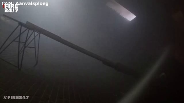 DUTCH FIREFIGHTERS - GROTE BRAND - BRANDWEER BARENDRECHT смотреть онлайн