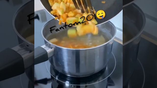 Крем-суп из кабачков? Cream Of Zucchini Soup? #fantom201 #кремсуп #готовимдома #cookingvideo