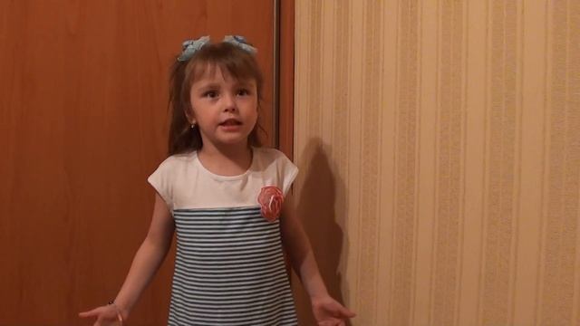 Дора Хайкина «Ходит наша бабушка» смотреть онлайн