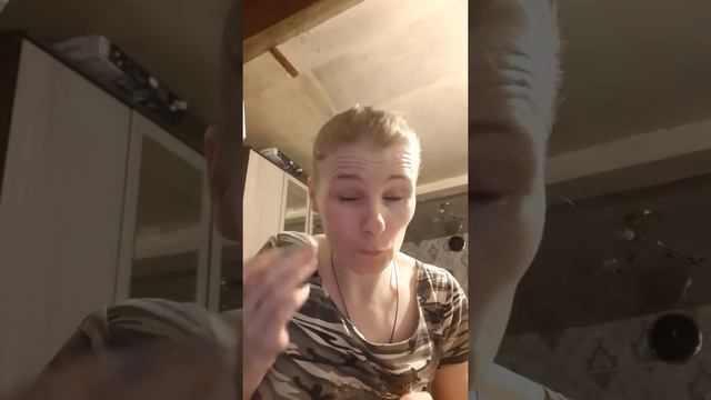 Салфетка косметическая, снимаю макияж. смотреть онлайн