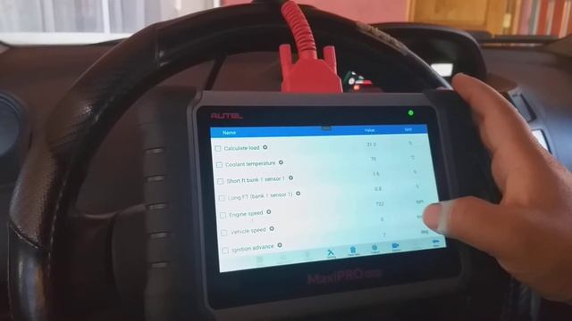 Scanner en Toyota Yaris смотреть онлайн