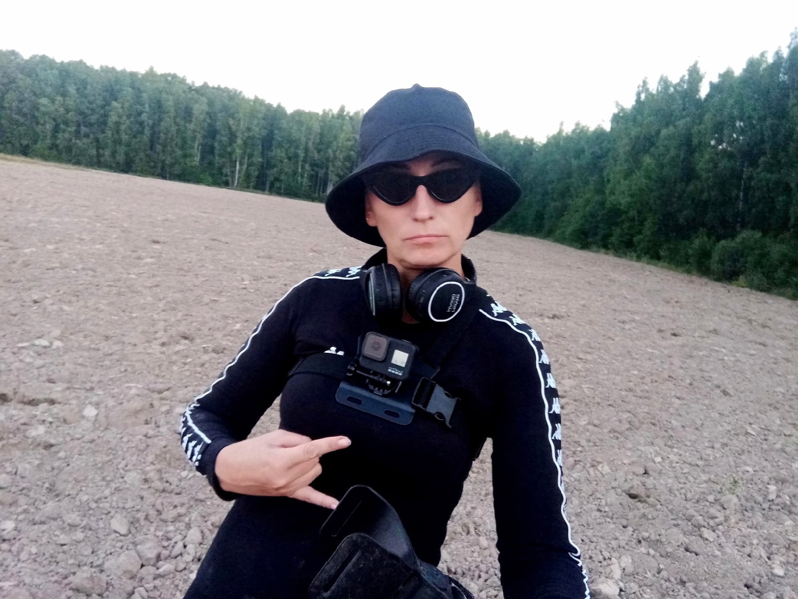 Смена контента, блатной коп! Копает Мелодия, Ира в отпуске! смотреть онлайн
