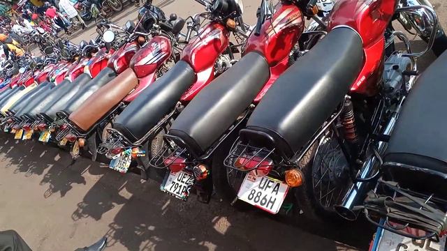 BAJAJ BOXERS IN KAMPALA CALL OR WATSAP 0701708090 смотреть онлайн