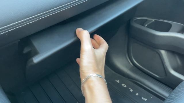 Honda Pilot 2023 — живая классика. Первый взгляд на Tesla Cybertruck. смотреть онлайн