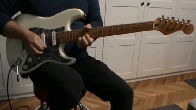 Fender Squier Stratocaster 1993 Mexico Soundcheck смотреть онлайн