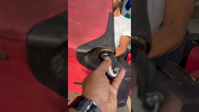 President luggage wheel point change смотреть онлайн