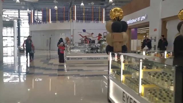 г.Томск ул.Нахимова 8 стр.13 ТЦ Лето Обзорное видео по торговому центру до предлагаемой локации смотреть онлайн