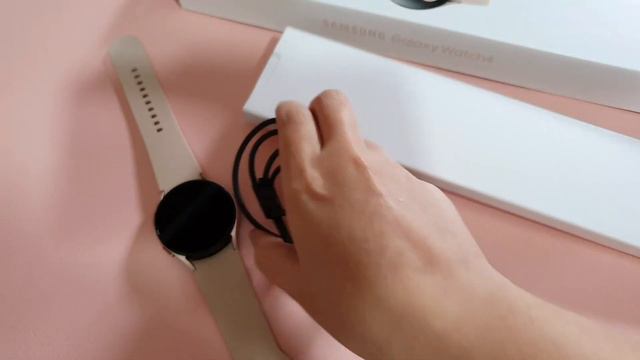 SAMSUNG GALAXY WATCH 4 PINK GOLD UNBOXING + WATCH BANDS/STRAPS смотреть онлайн