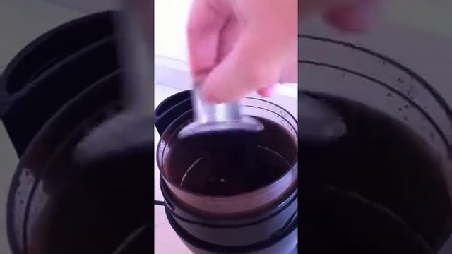 DeLonghi KG49 90g Electric Coffee Grinder Cleaning Brush Review part 2 смотреть онлайн