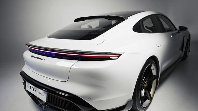 PORSCHE TAYCAN TURBO S / BRABUS