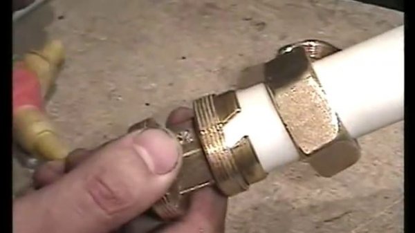 металлопластиковые  трубы -секрет соединение