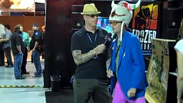 Rev Norb does a Jam City Rollergirls Interview at PAX смотреть онлайн