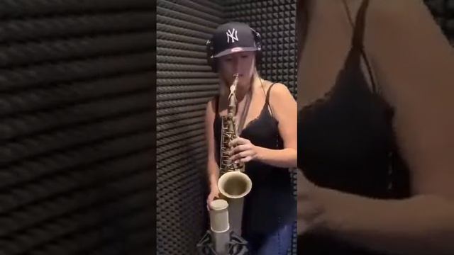 Посмотри это моя мама смотреть онлайн