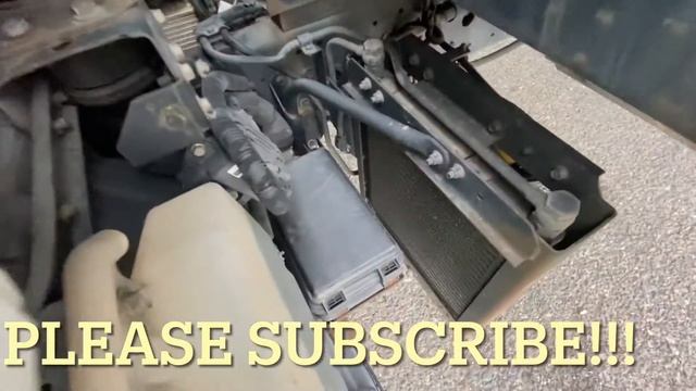 FUSE BOX LOCATION ON A 2005 - 2015 MITSUBISHI FUSO FE140 смотреть онлайн