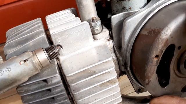 Tuning av Puchen - Tuning the Puch Maxi 70cc смотреть онлайн