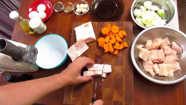 Сочные котлеты из щуки с салом. Мужская Кухня смотреть онлайн