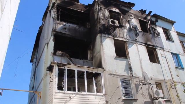 Луганск, разрушения, Красный Яр смотреть онлайн