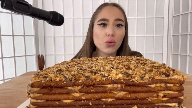 MUKBANG|МЕДОВИК??| АЛЬФОНС. История подруги?