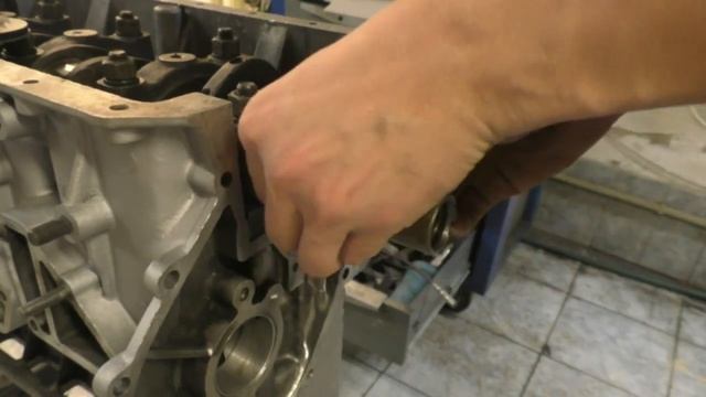 Реставрация автомобиля ГАЗ 24 двигатель 24Д часть 2 смотреть онлайн