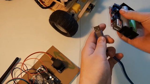 Радиоуправление / Arduino / nrf24l01 / L298N смотреть онлайн