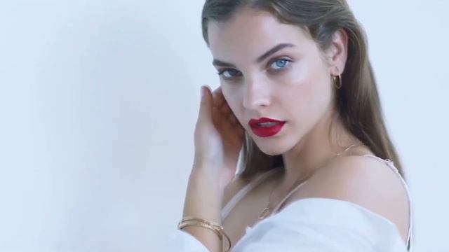 VAVAN - Малая сияй (Barbara Palvin)