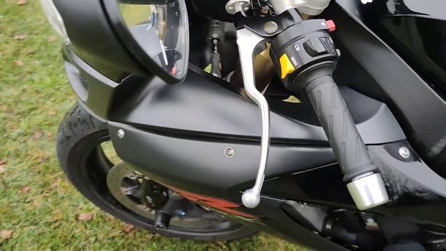 Suzuki GSX-R 600 K6 2006r смотреть онлайн