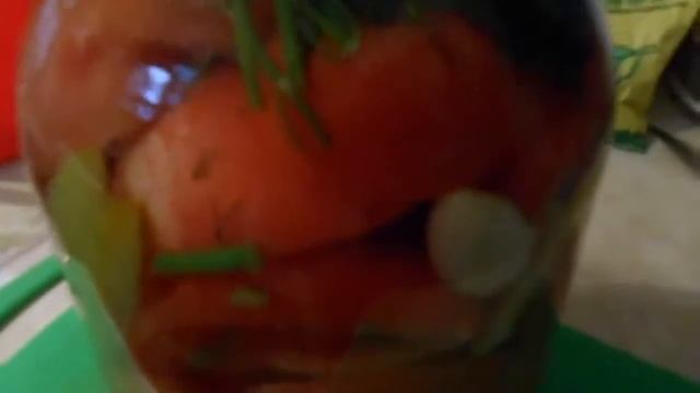 Засолка помидор половинками. Всё просто и очень вкусно. смотреть онлайн