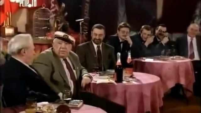 Смотрим, как выпить 30 грамм шампанского не распечатывая бутылку смотреть онлайн