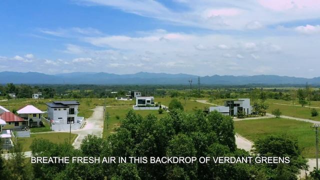 Community Beside a GOLF COURSE in BUTUAN at West Highlands 4K смотреть онлайн