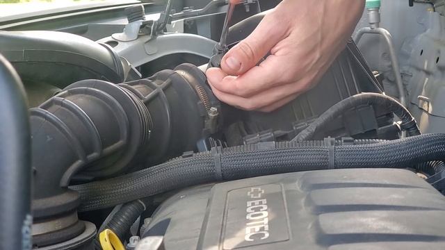 2016 Chevrolet Trax 1.4 Turbo Mass Air Sensor install смотреть онлайн