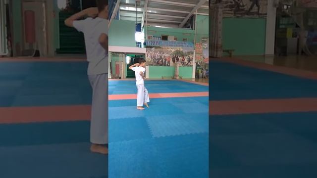 Артём Халин. 9 лет . Пхумсэ 8. смотреть онлайн