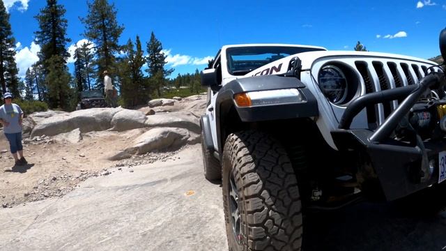 Conquering the Rubicon Trail - Part 1 "The Gate Keeper" / Jeeps Off Road Adventure 4x4 / Lake Tahoe смотреть онлайн