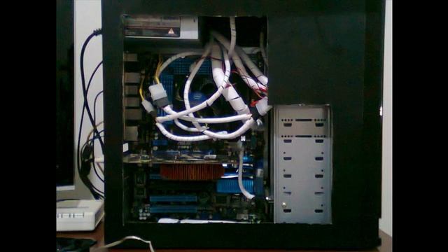 intel i7 2600K + Asus P8P67 + Corsair Vengeance 1600Mhz(HD) смотреть онлайн