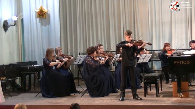 2019.11.17 ДМШ3 - Ростислав Савинов - Кантабиле Н.Паганини - Открытие Надежды смотреть онлайн